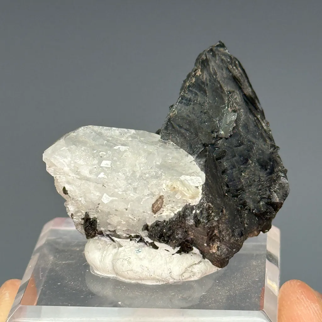Cassiterite image