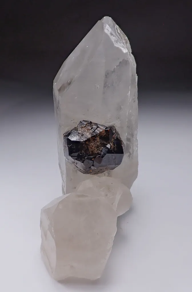 Cassiterite and Quartz image