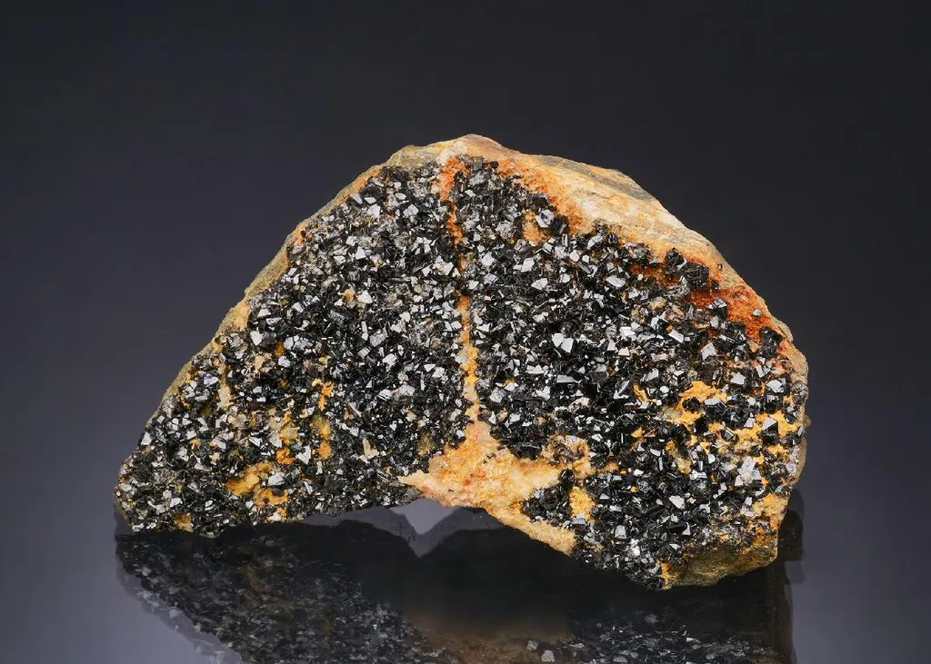Cassiterite image
