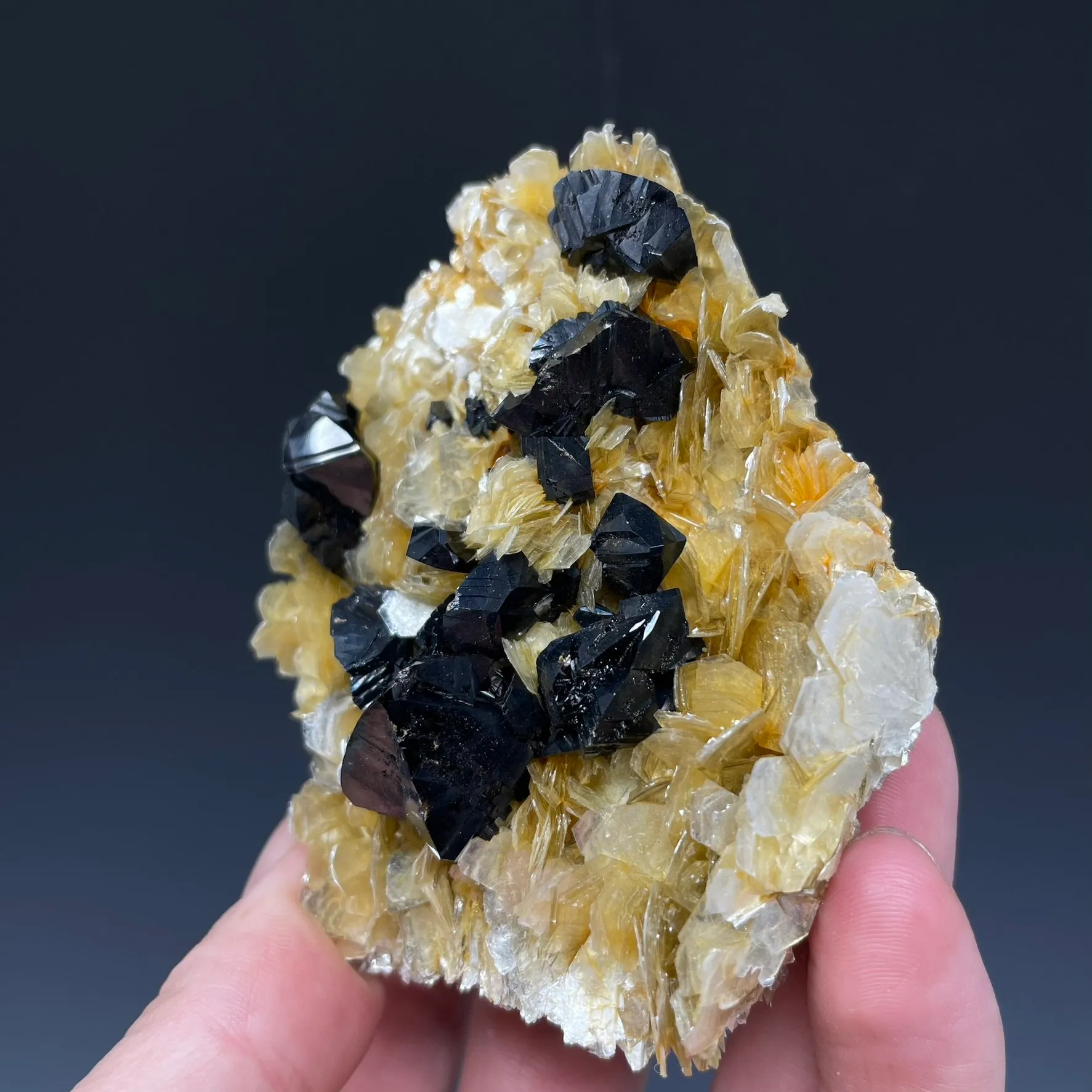 Cassiterite - image 3