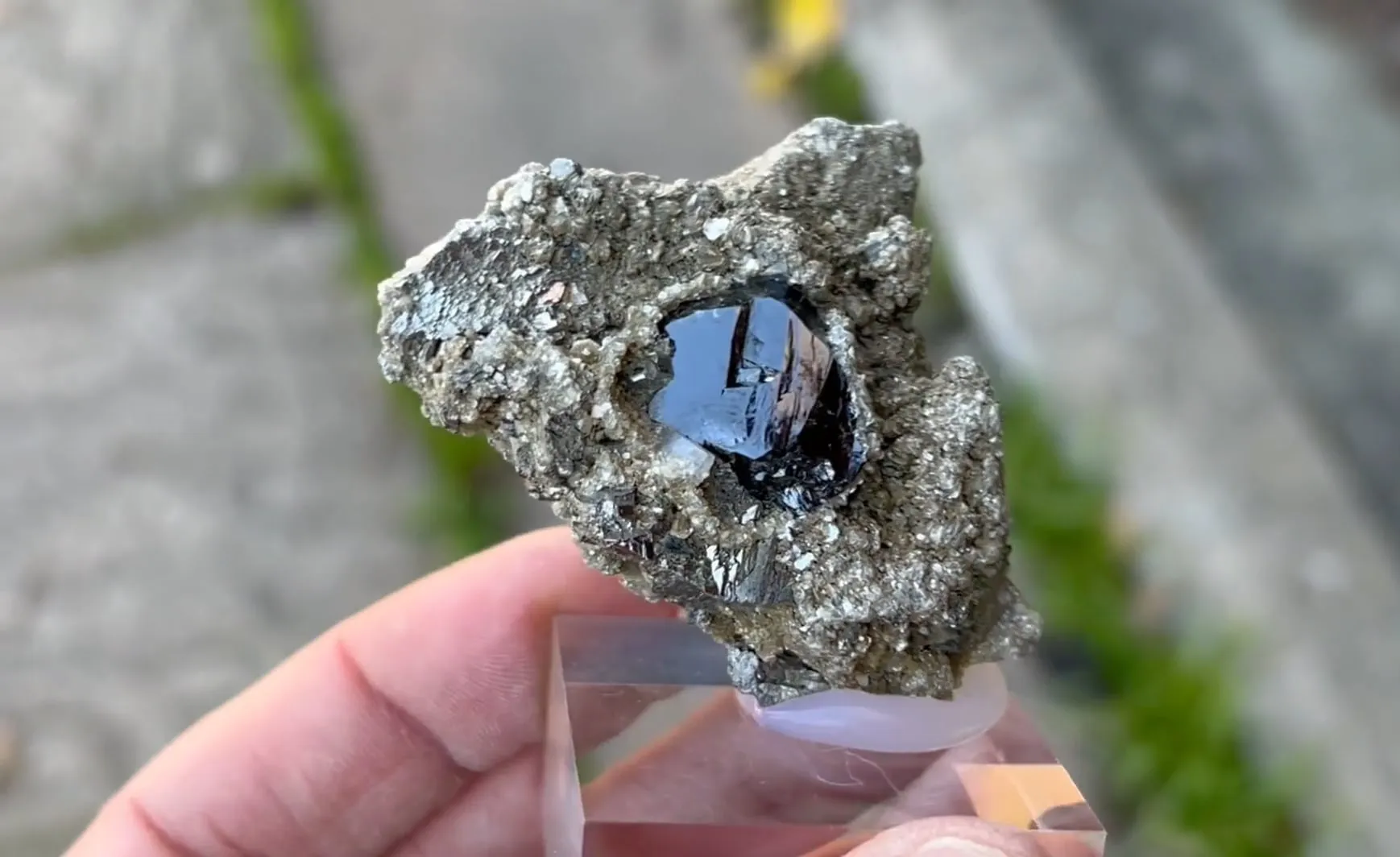 Cassiterite - image 3