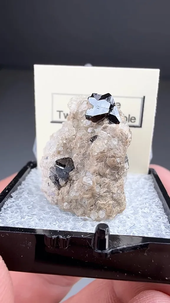 Cassiterite - image 2