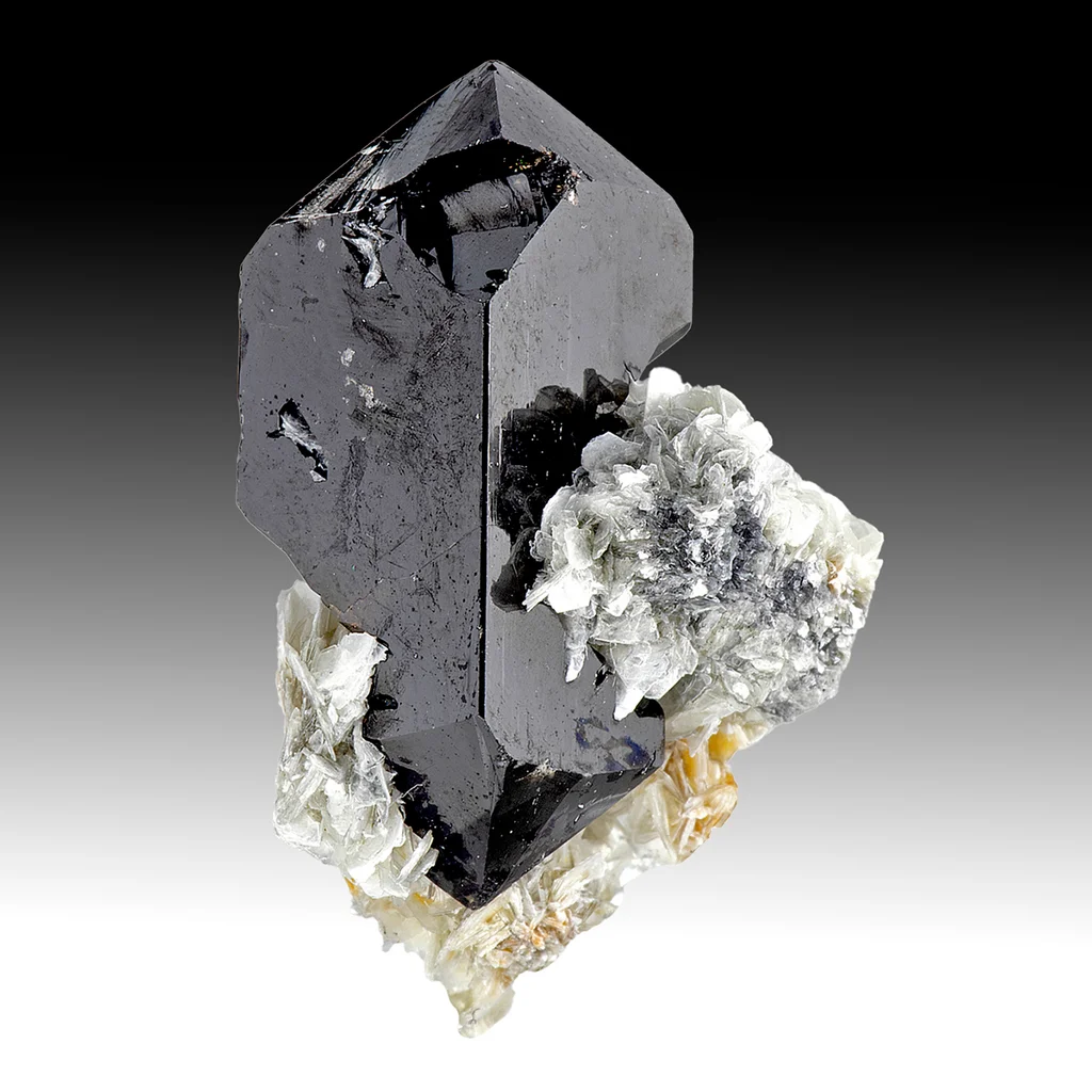 Cassiterite from Mount Xuebaoding, Ngawa Autonomous Prefecture, China image