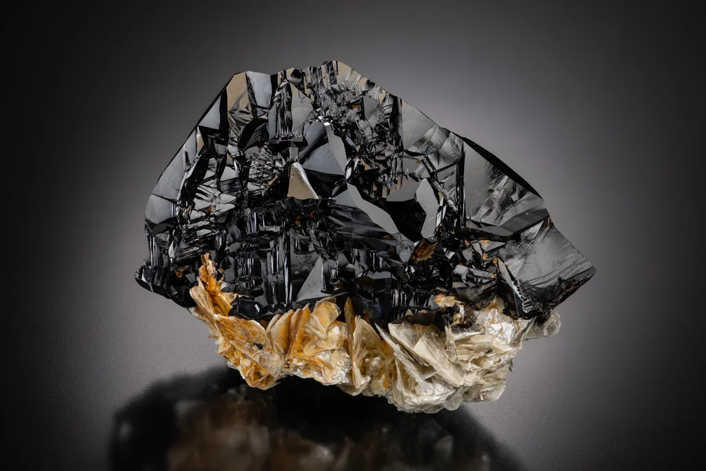 Cassiterite from Mount Xuebaoding, Ngawa Autonomous Prefecture, China image