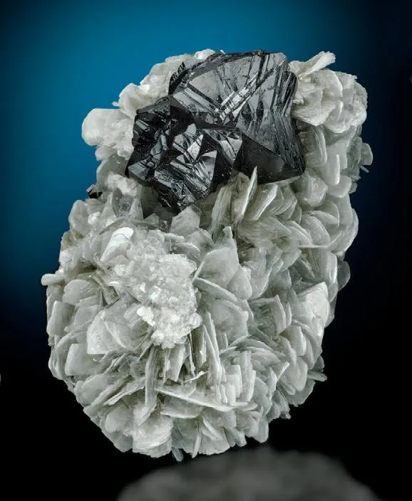 Cassiterite, Muscovite image