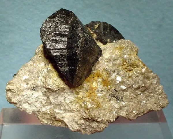 Cassiterite, Muscovite image
