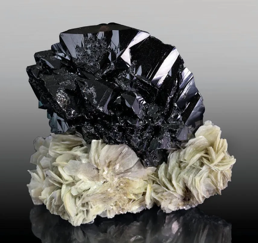 Cassiterite, Muscovite - image 1