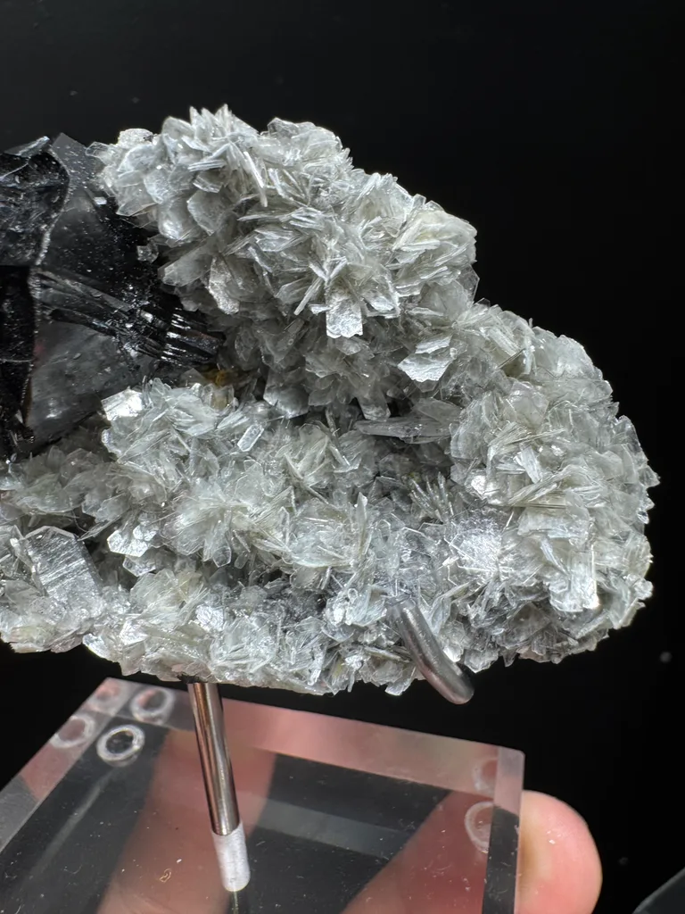 Cassiterite - image 4