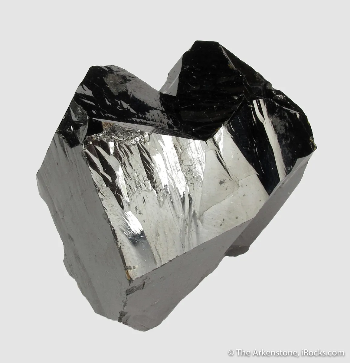 Cassiterite (twinned) - image 3