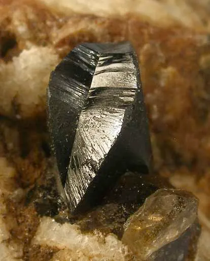 Cassiterite (Twinned) - image 2