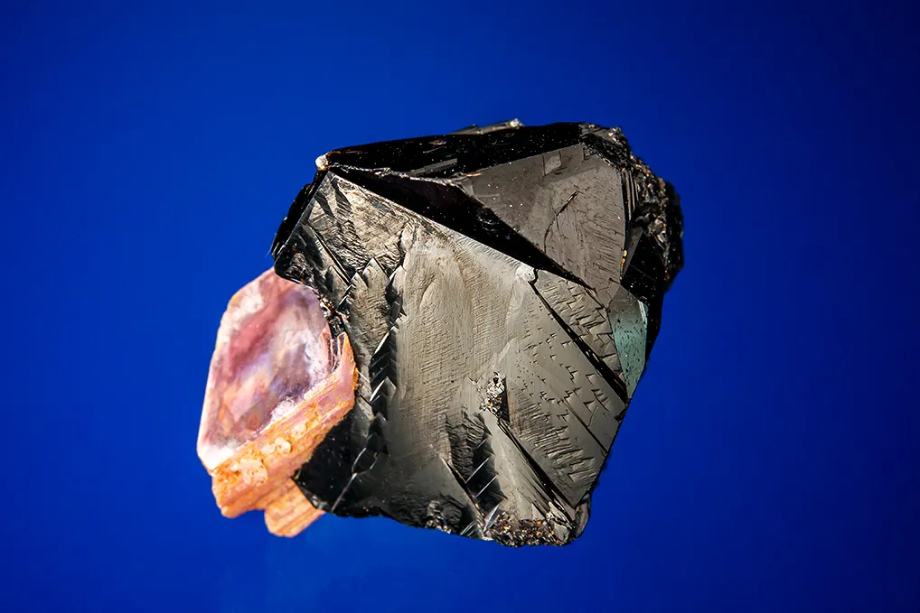 Cassiterite with Muscovite image