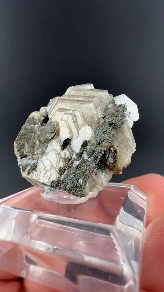 Catapleiite from Poudrette Quarry - image 2