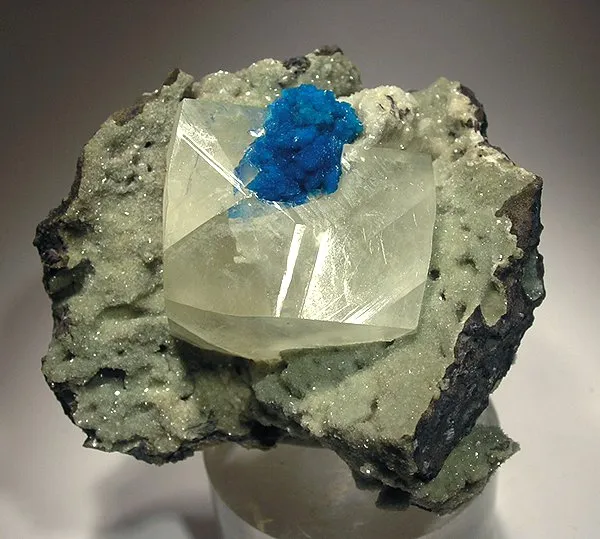 Cavansite, Calcite image