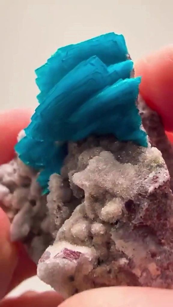 Cavansite COLOR THAT DOESN’T EVEN LOOK REAL - image 3