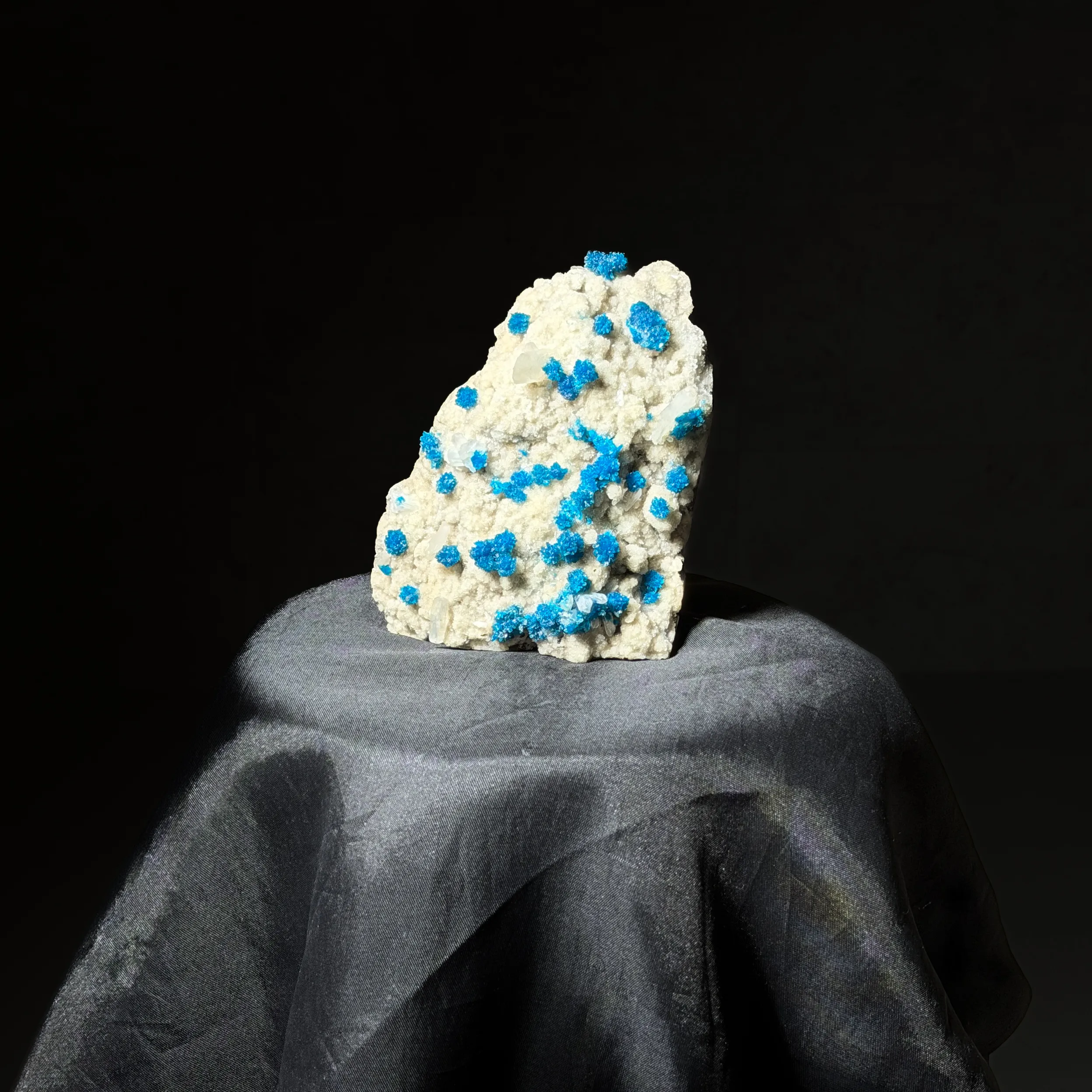 Cavansite from India, Maharashtra, Wagholi Quarries - image 1