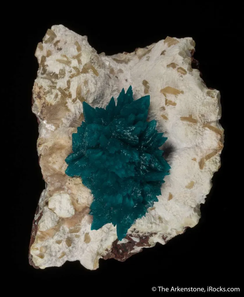 Cavansite on Mordenite with Stilbite image