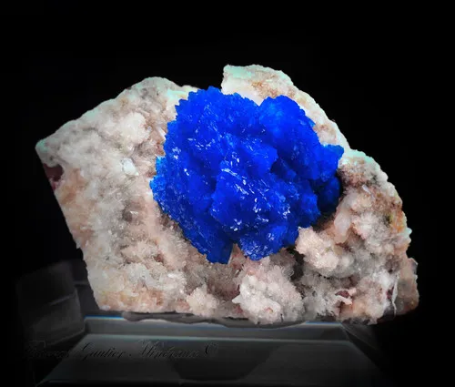 Cavansite on Stilbite image