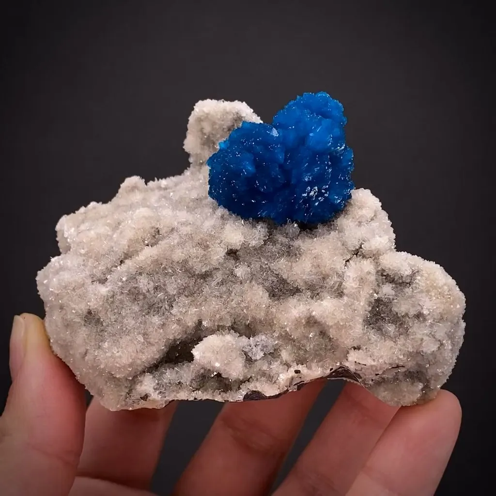 Cavansite on Stilbite image