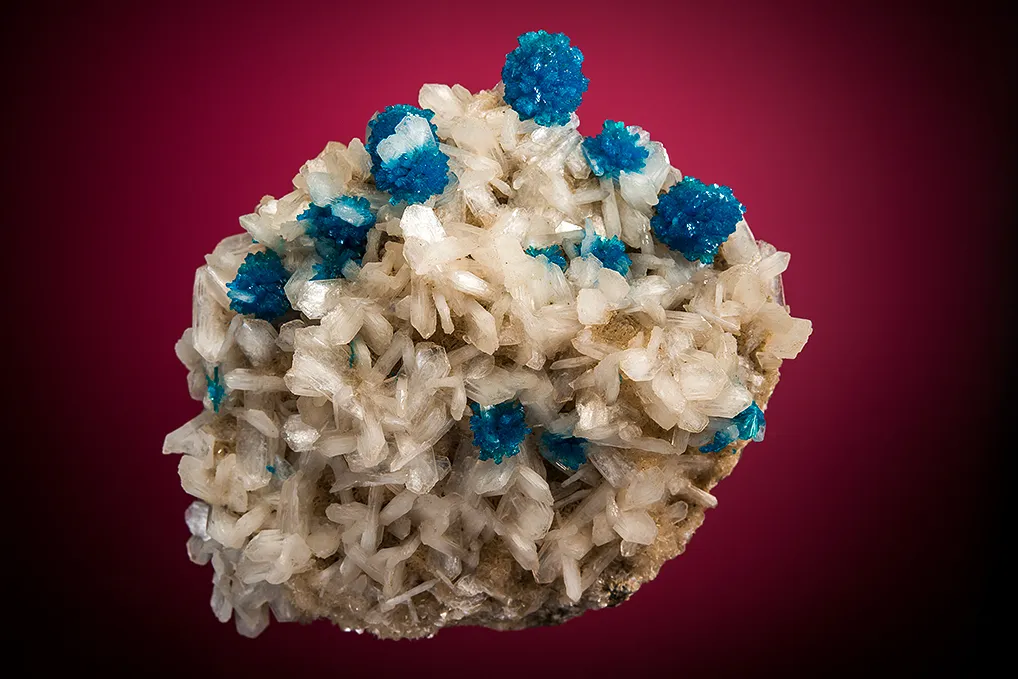 Cavansite on Stilbite image