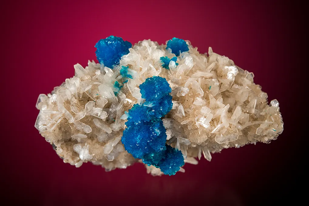 Cavansite on Stilbite image