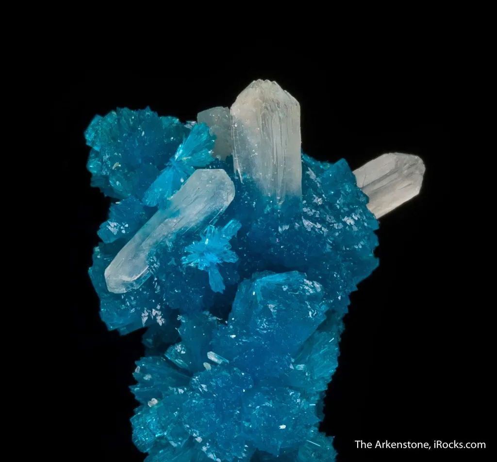 Cavansite stalactite with Stilbite - image 6
