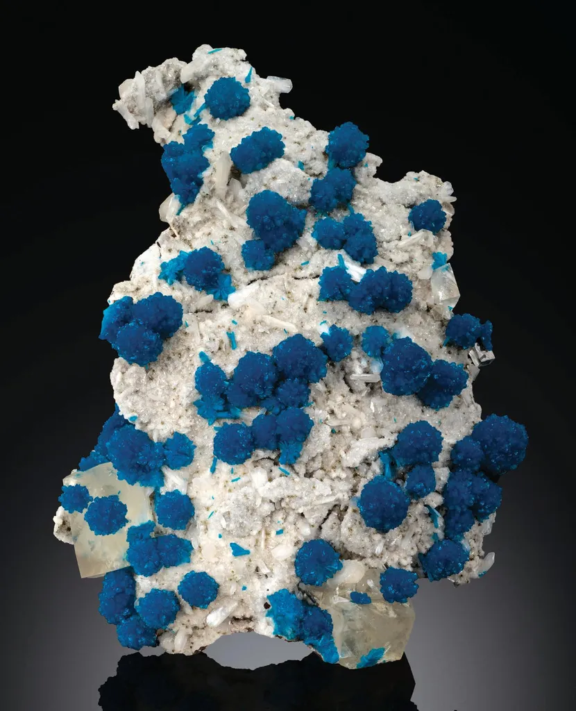 Cavansite, Stilbite image