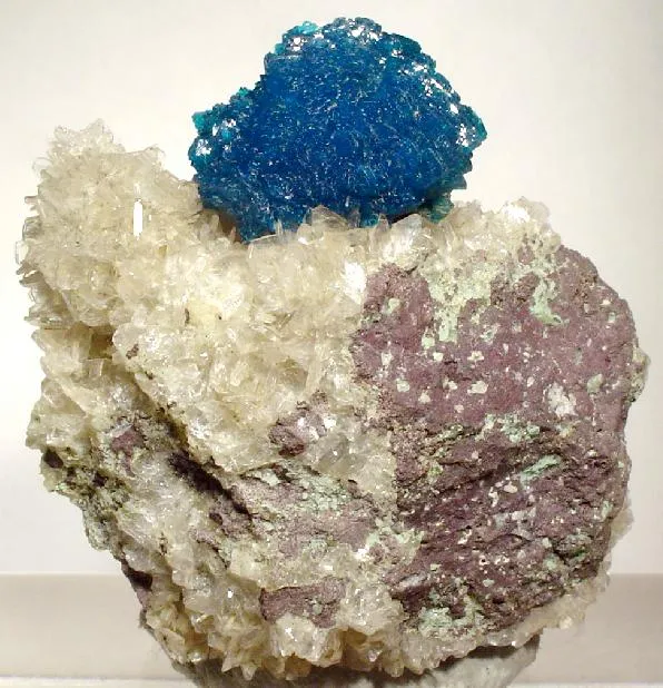 Cavansite, Stilbite image