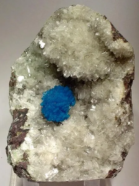 Cavansite, Stilbite image