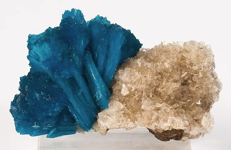 Cavansite, Stilbite-Ca image