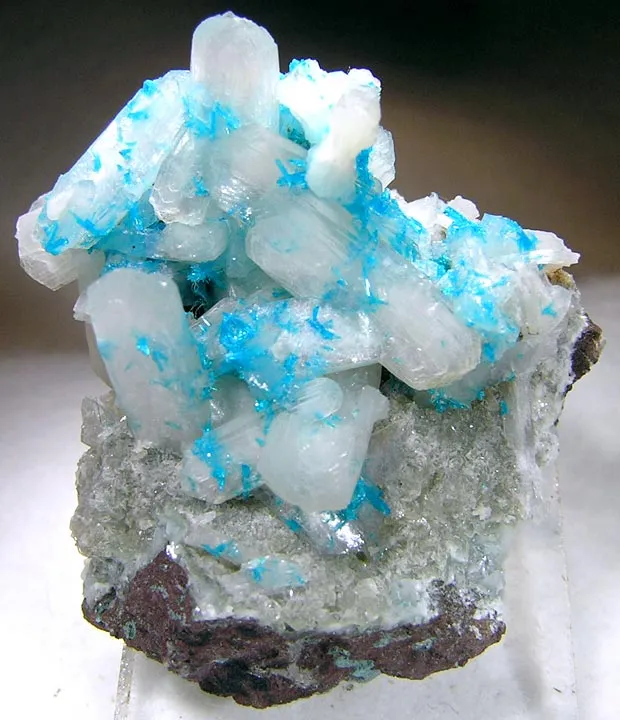 Cavansite, Stilbite image