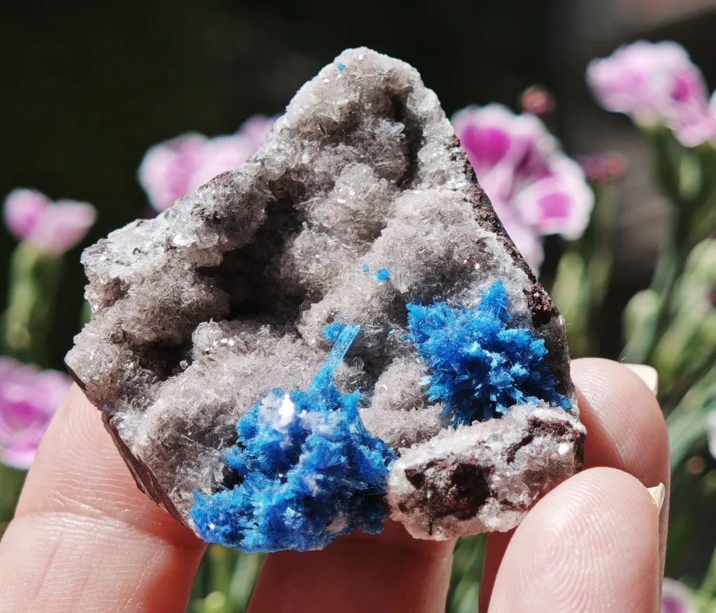 Cavansite