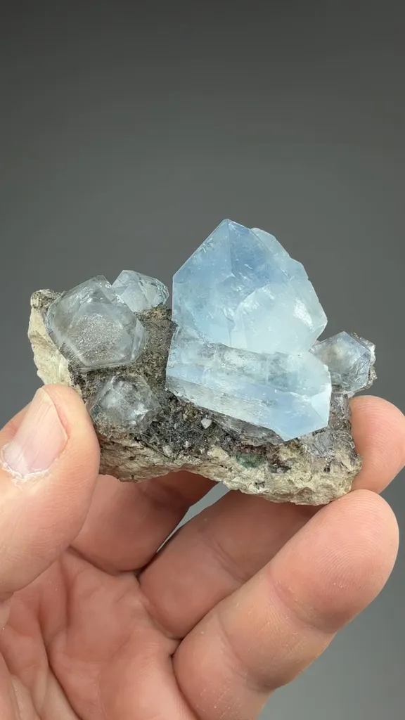Celestine - image 2
