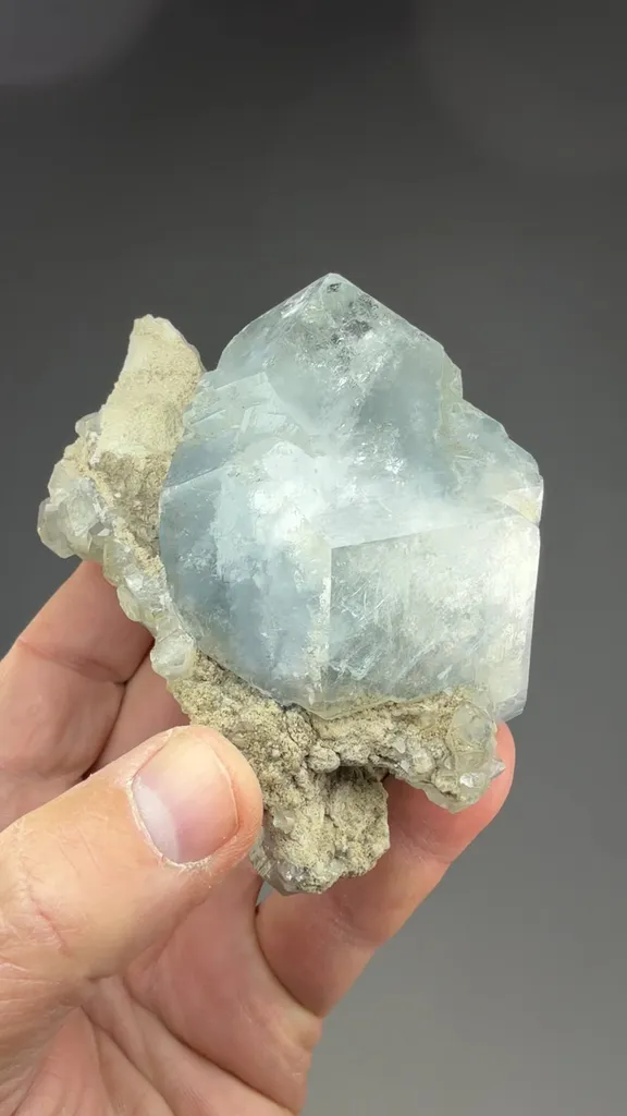 Celestine - image 3