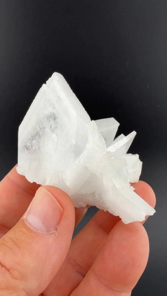 Celestine - image 1