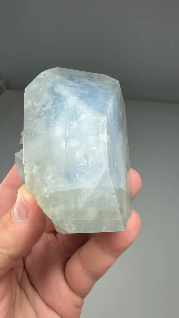 Celestine image