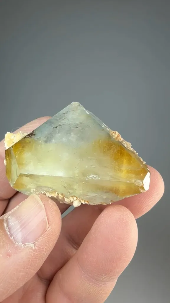 Celestine - image 2