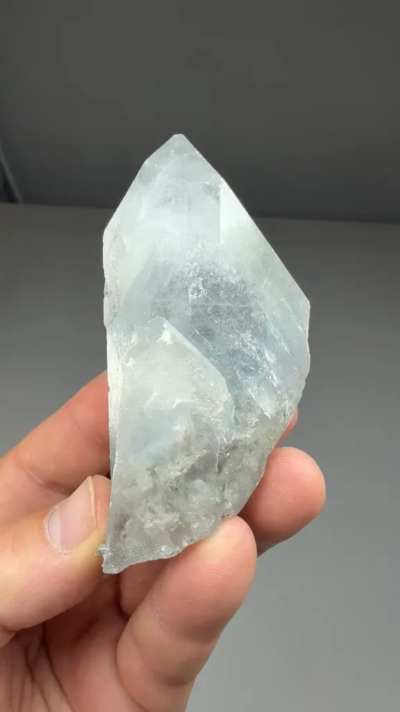 Celestine image