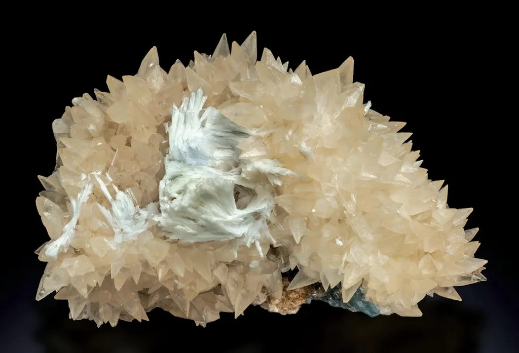 Celestine, Calcite image
