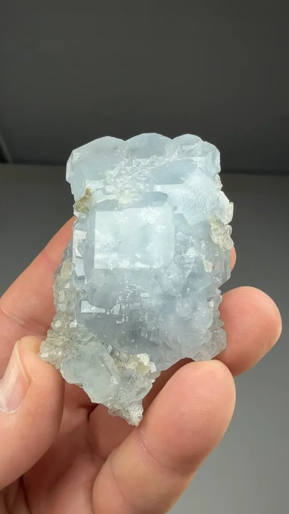 Celestine - image 2