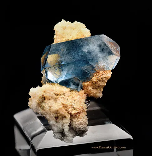 Celestine on Calcite - image 3