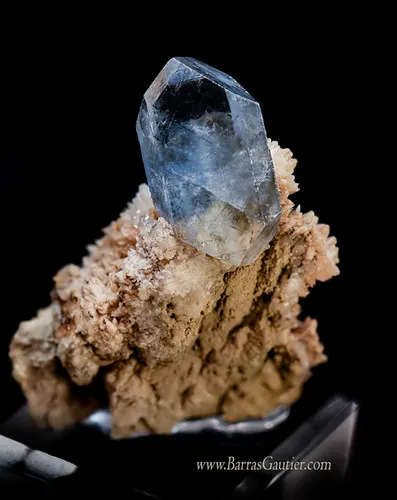 Celestine on Calcite image