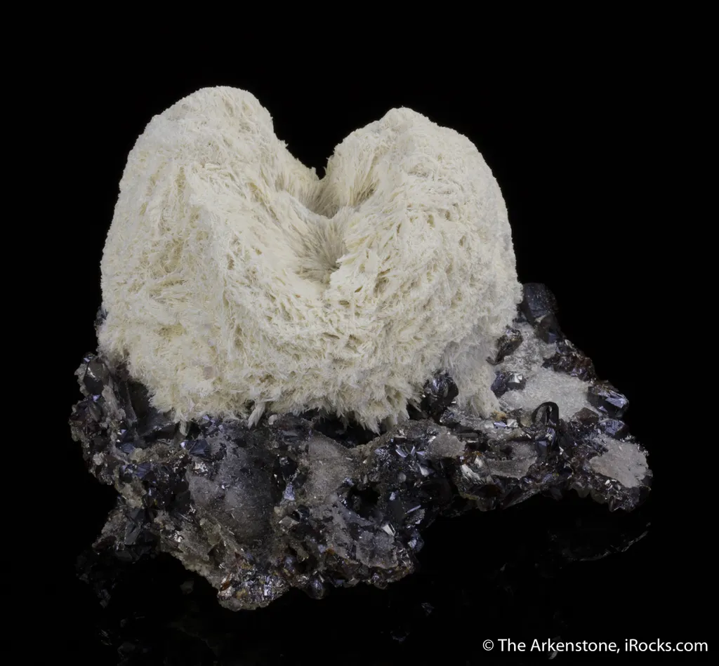 Celestine on Sphalerite after Calcite with Calcite and Fluorite image