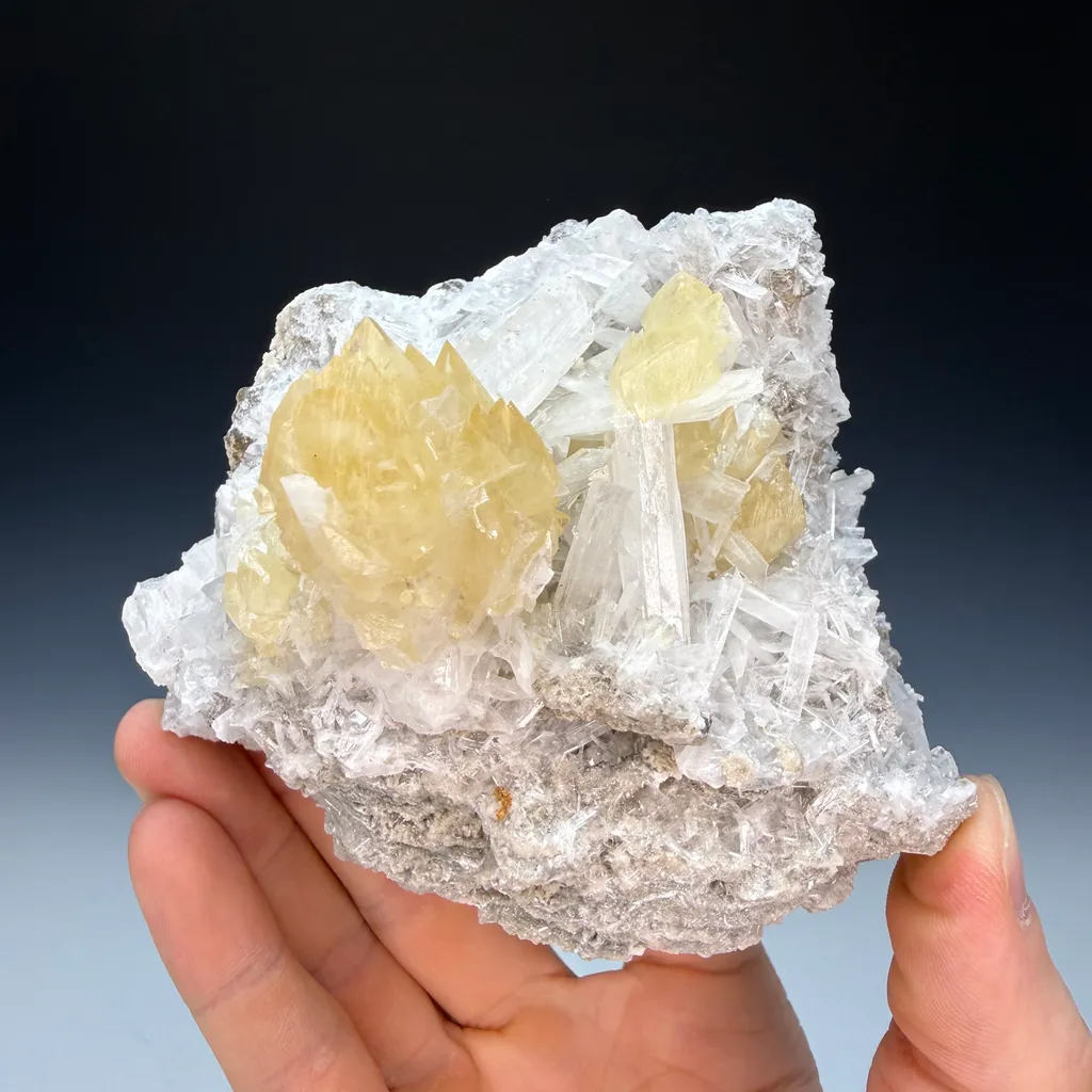 Celestite image