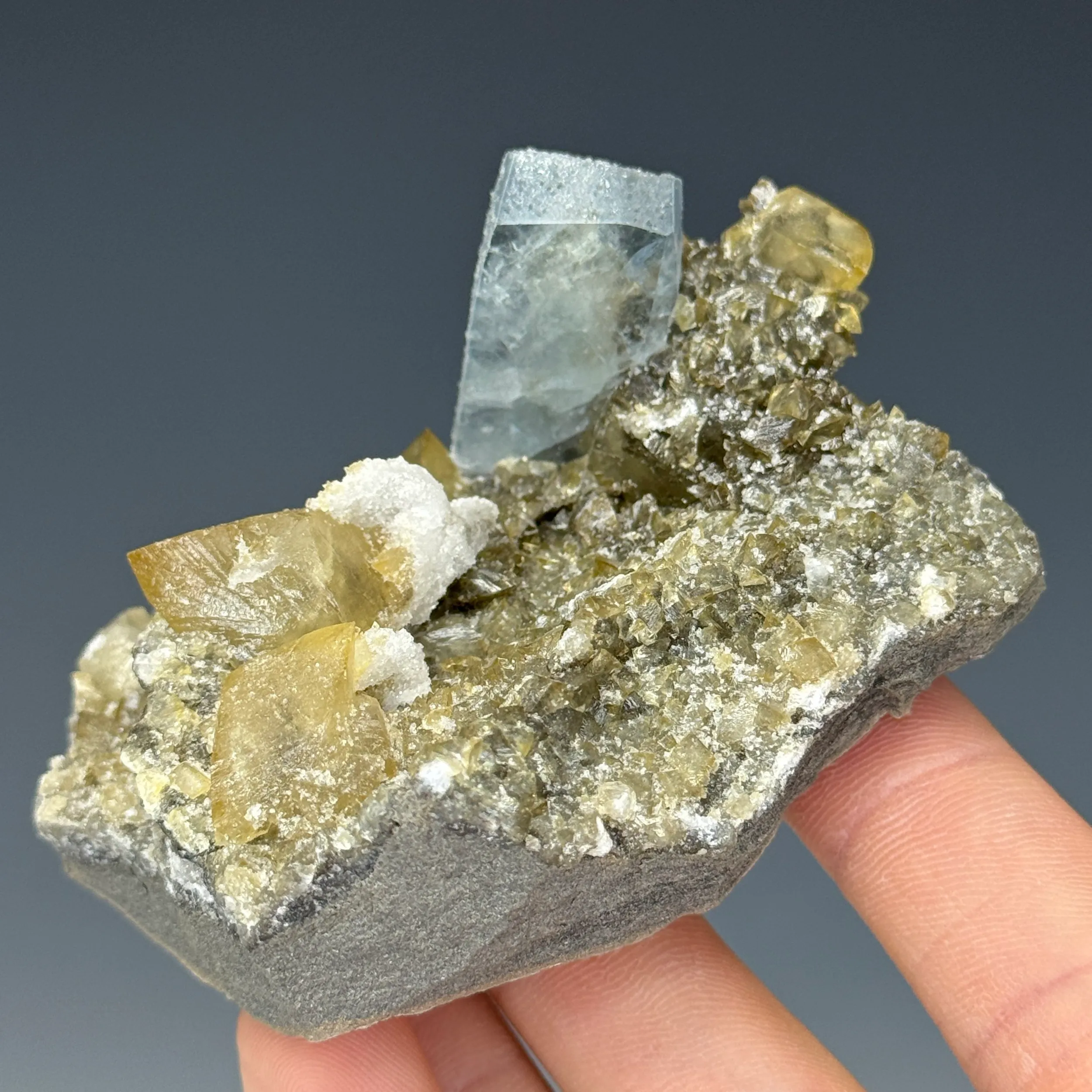 Celestite - image 3
