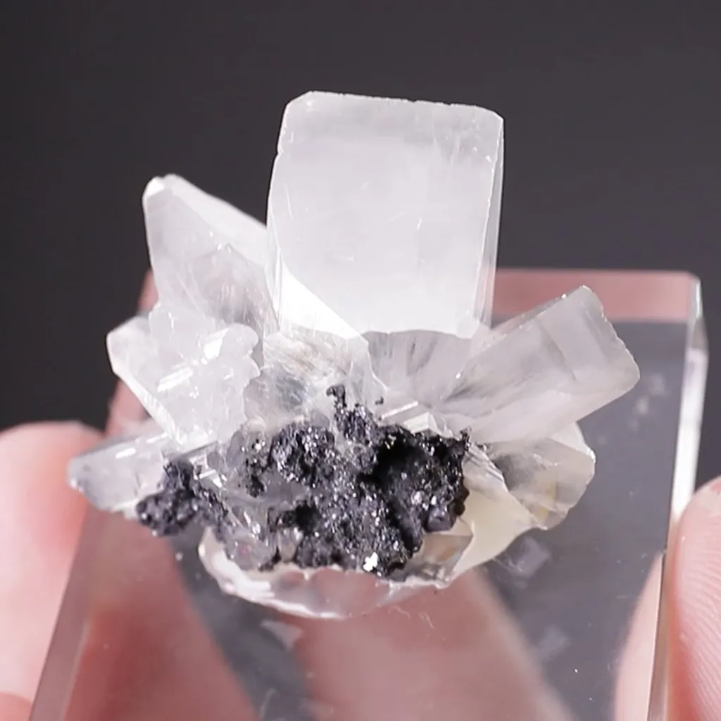 Cerussite - image 2