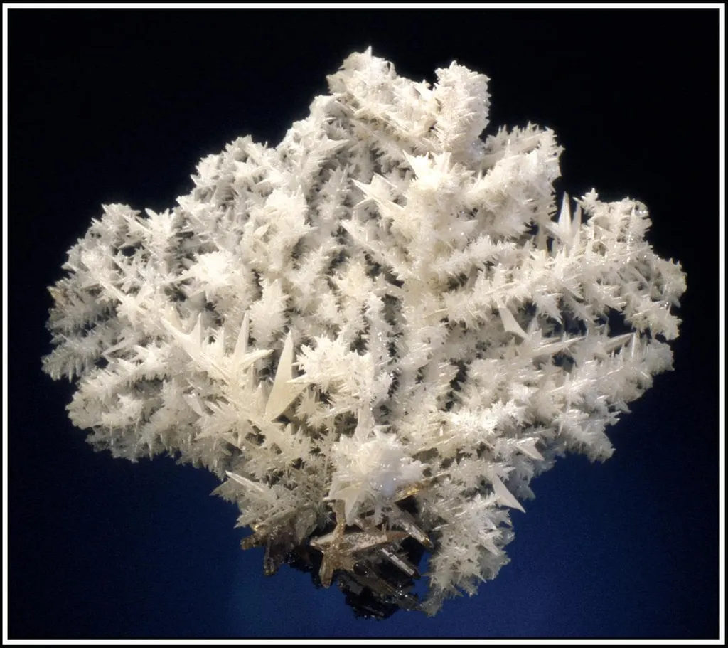 Cerussite image