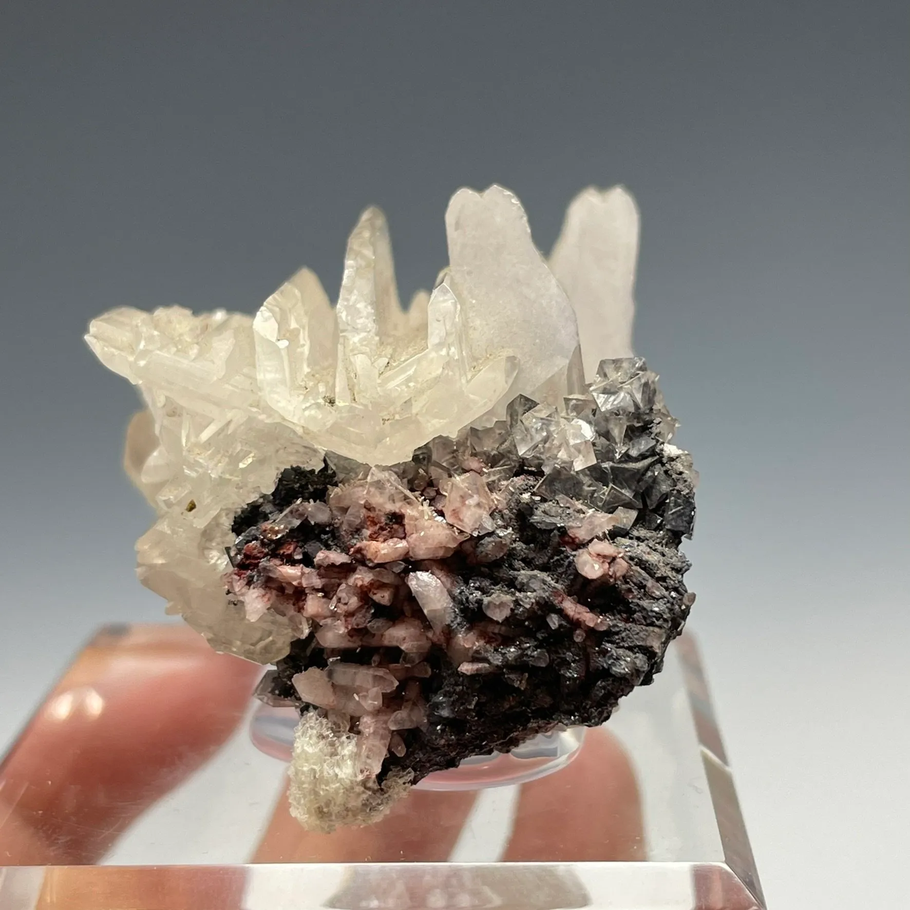 Cerussite - image 3