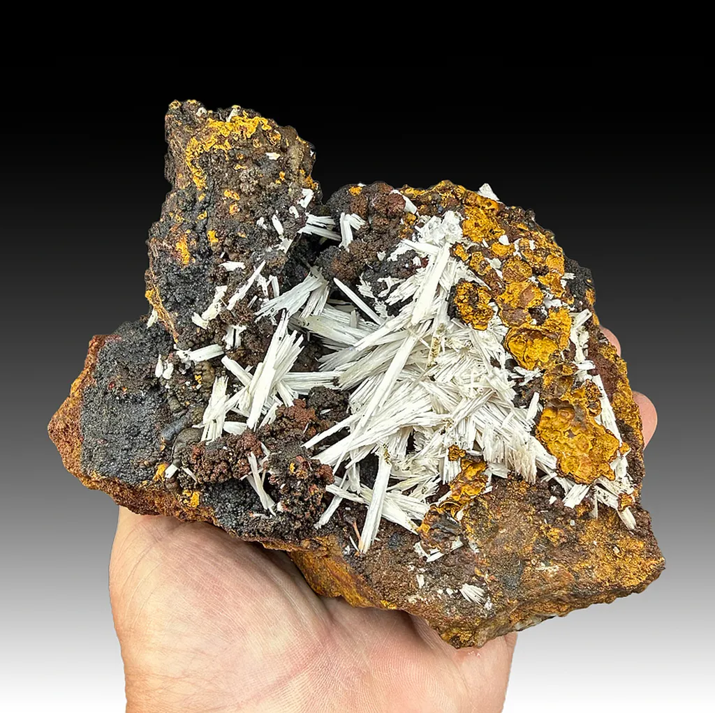 Cerussite image