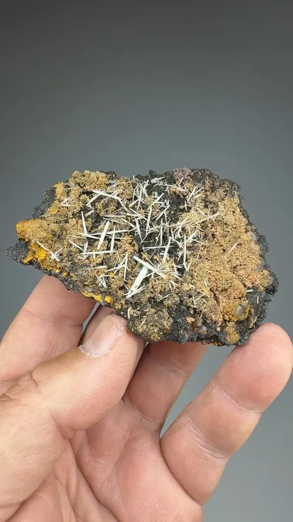 Cerussite - image 2