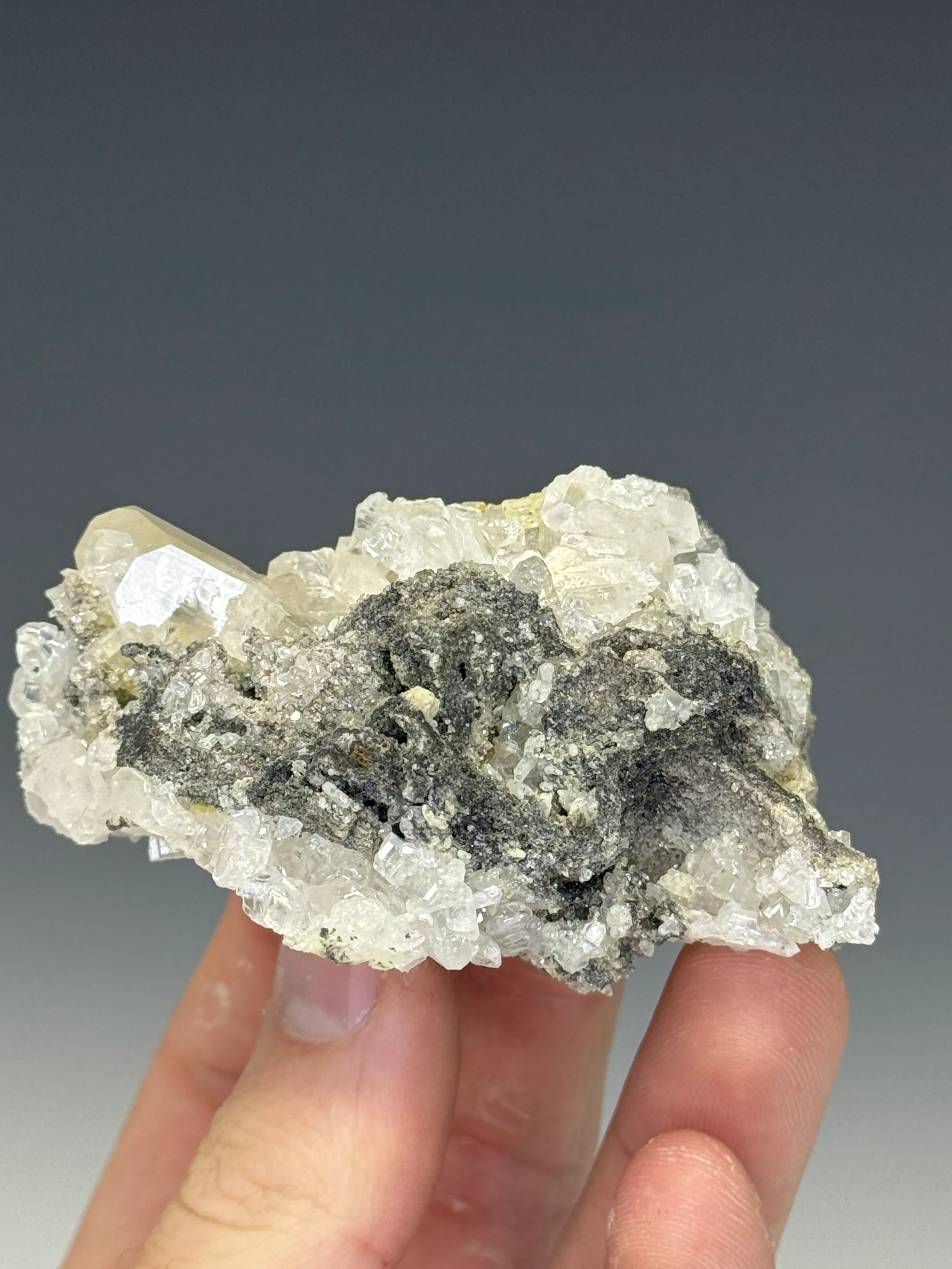 Cerussite - image 1